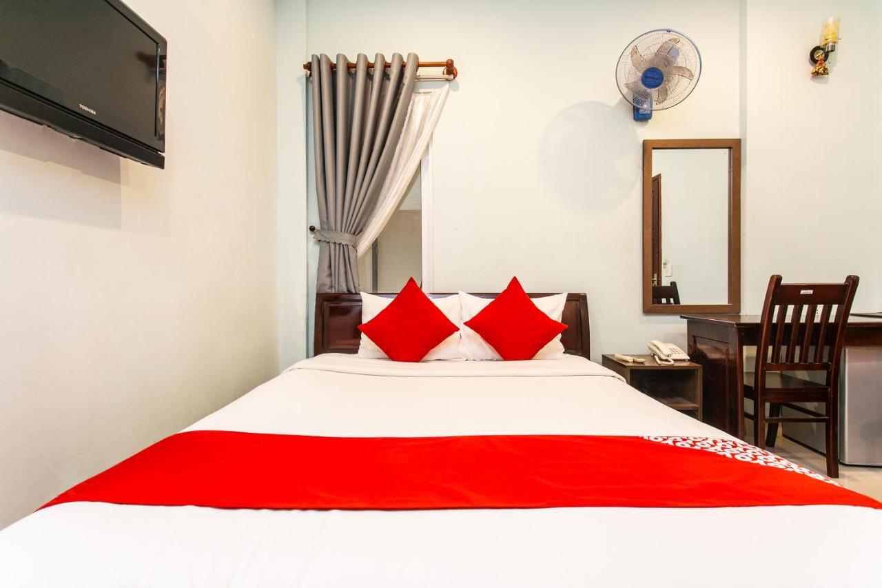 Oyo 557 Phi Yen Hotel Da Nang Bagian luar foto